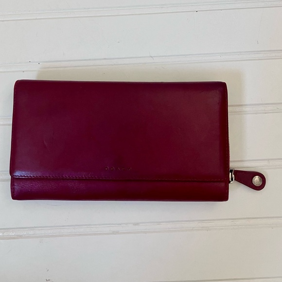 Coach Handbags - Vintage Coach Burgundy Trifold Wallet